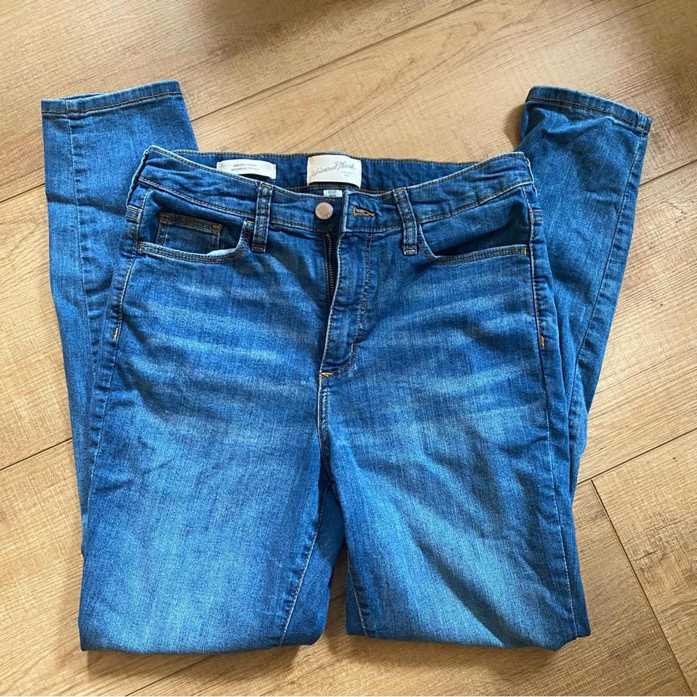 Universal Threads High Rise Skinny Jeans